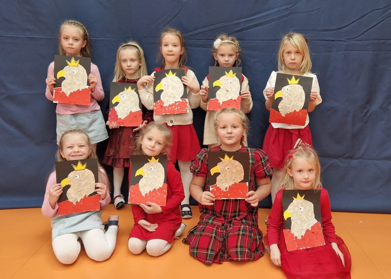  Dzieci w przebraniach